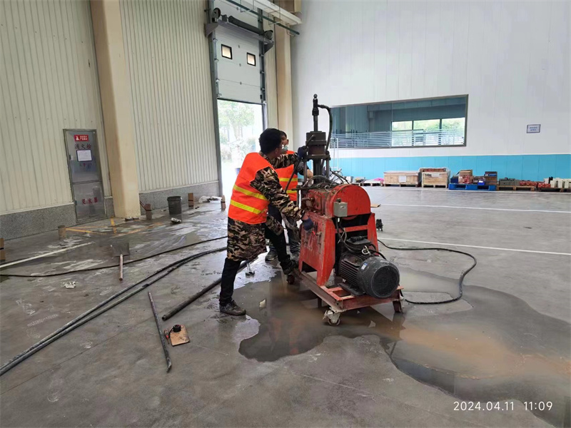 平原厂房地面下沉塌陷注浆加固施工